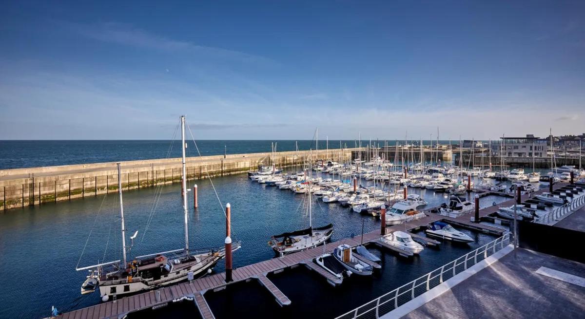 Greystones Marina View Penthouse Apartamento Exterior foto